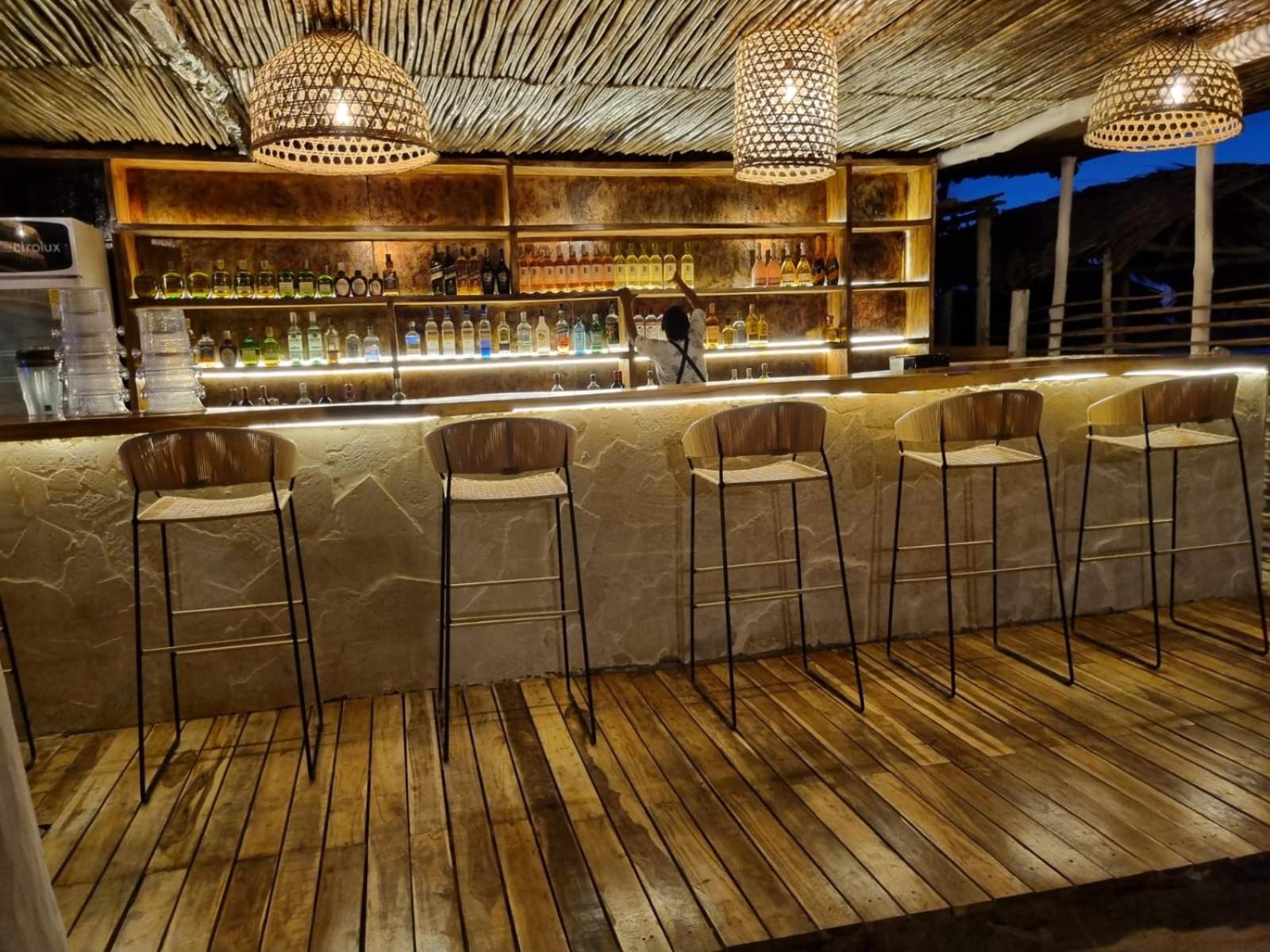 Nena Beach Club & Hotel Pendales Exterior photo
