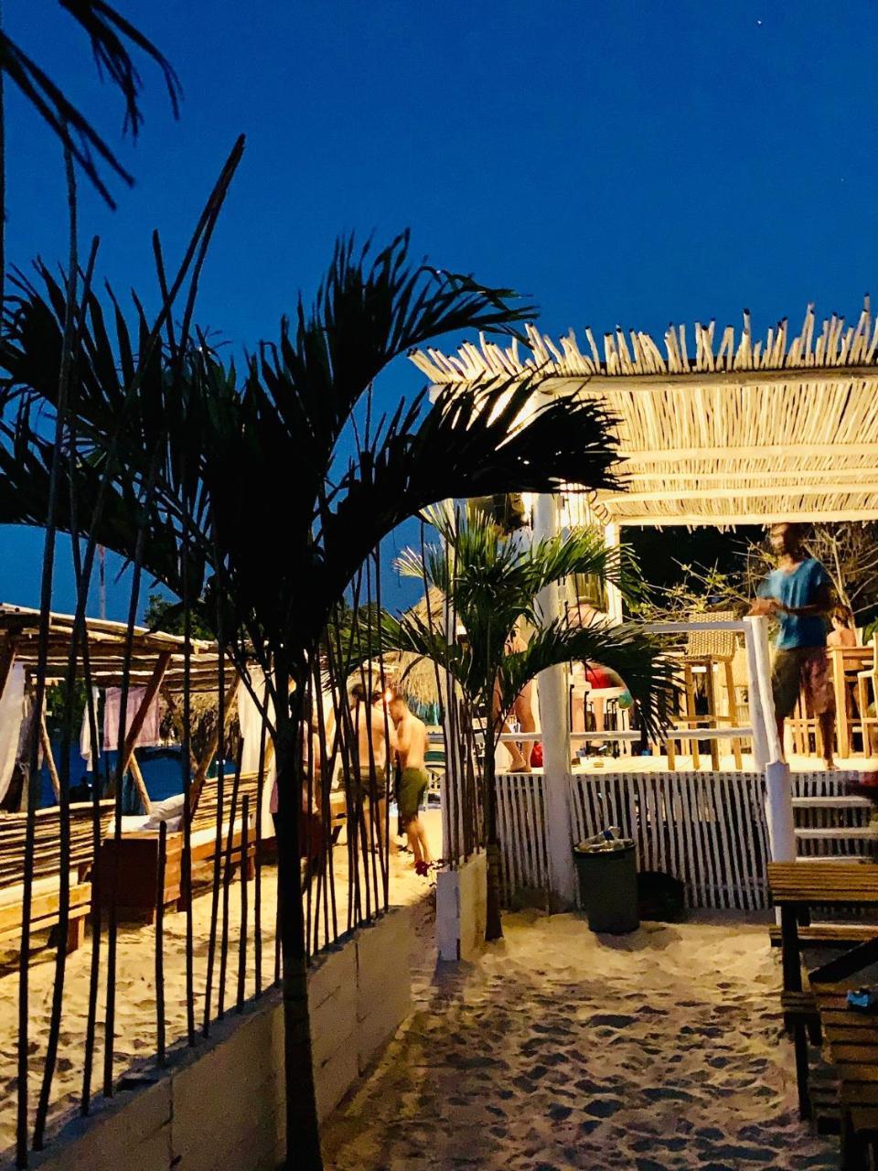 Nena Beach Club & Hotel Pendales Exterior photo
